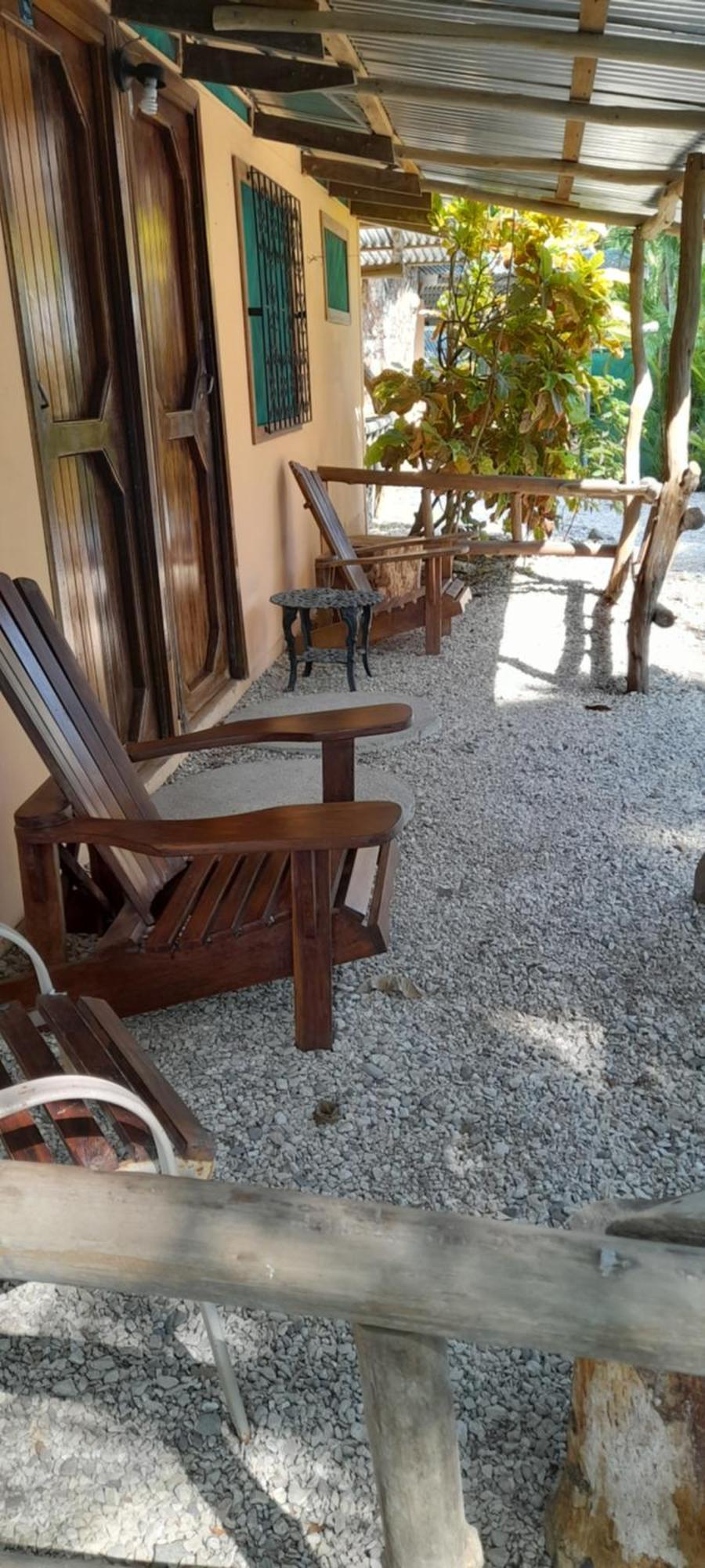 فندق Mal Pais Surf Camp Playa Santa Teresa  المظهر الخارجي الصورة