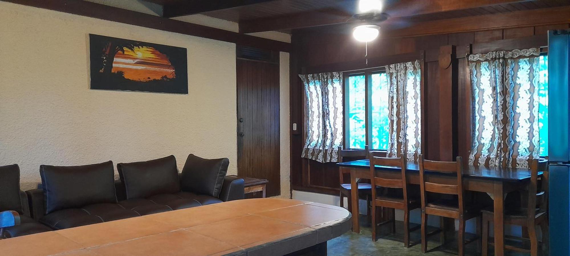فندق Mal Pais Surf Camp Playa Santa Teresa  المظهر الخارجي الصورة